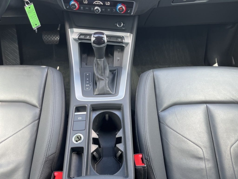 2022 Audi Q3