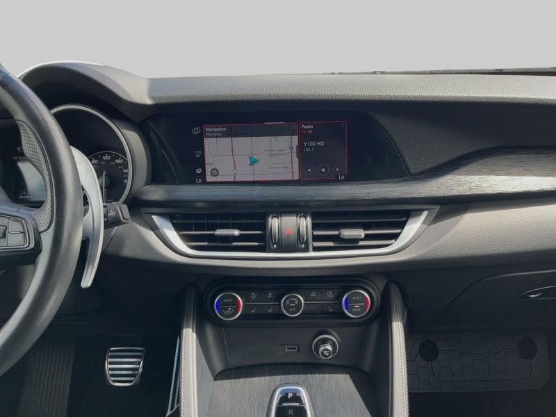 2022 Alfa Romeo Stelvio