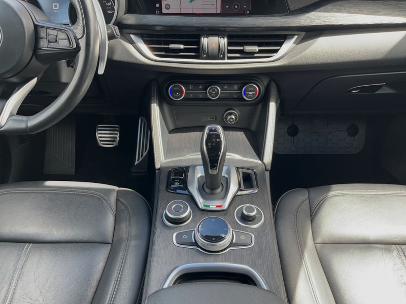 2022 Alfa Romeo Stelvio