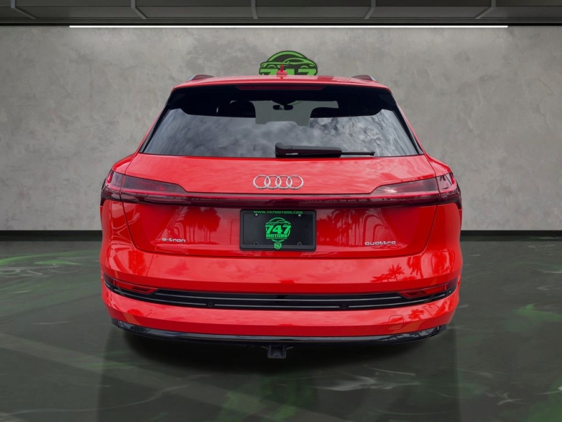 2022 Audi e-tron