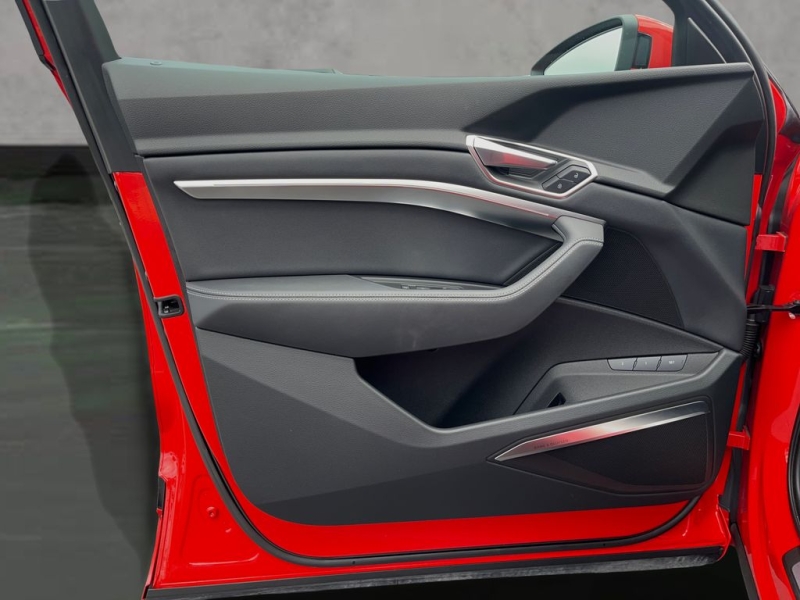 2022 Audi e-tron